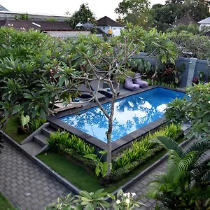 La House 3*, Seminyak Indonezja